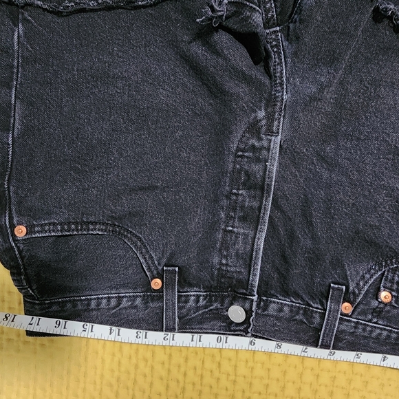 Short, Levi 501 short, Black - Picture 10 of 11